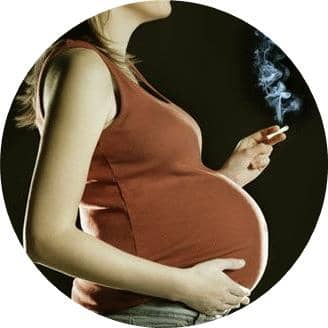 pregnant_woman_smoking